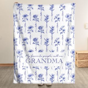 My Favorite People Call Me Grandma - Personalized Blanket Big Size